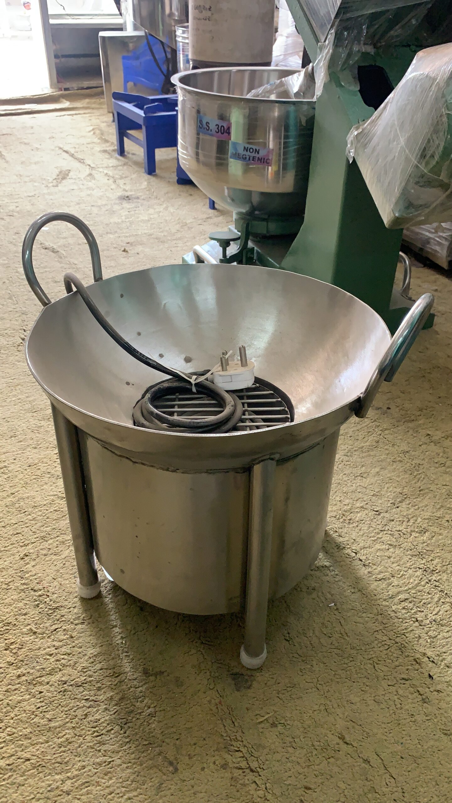 Electric & Gas Kadai – Heavy Duty Commercial Cooking Kadhai for Restaurants & Catering - Image 10