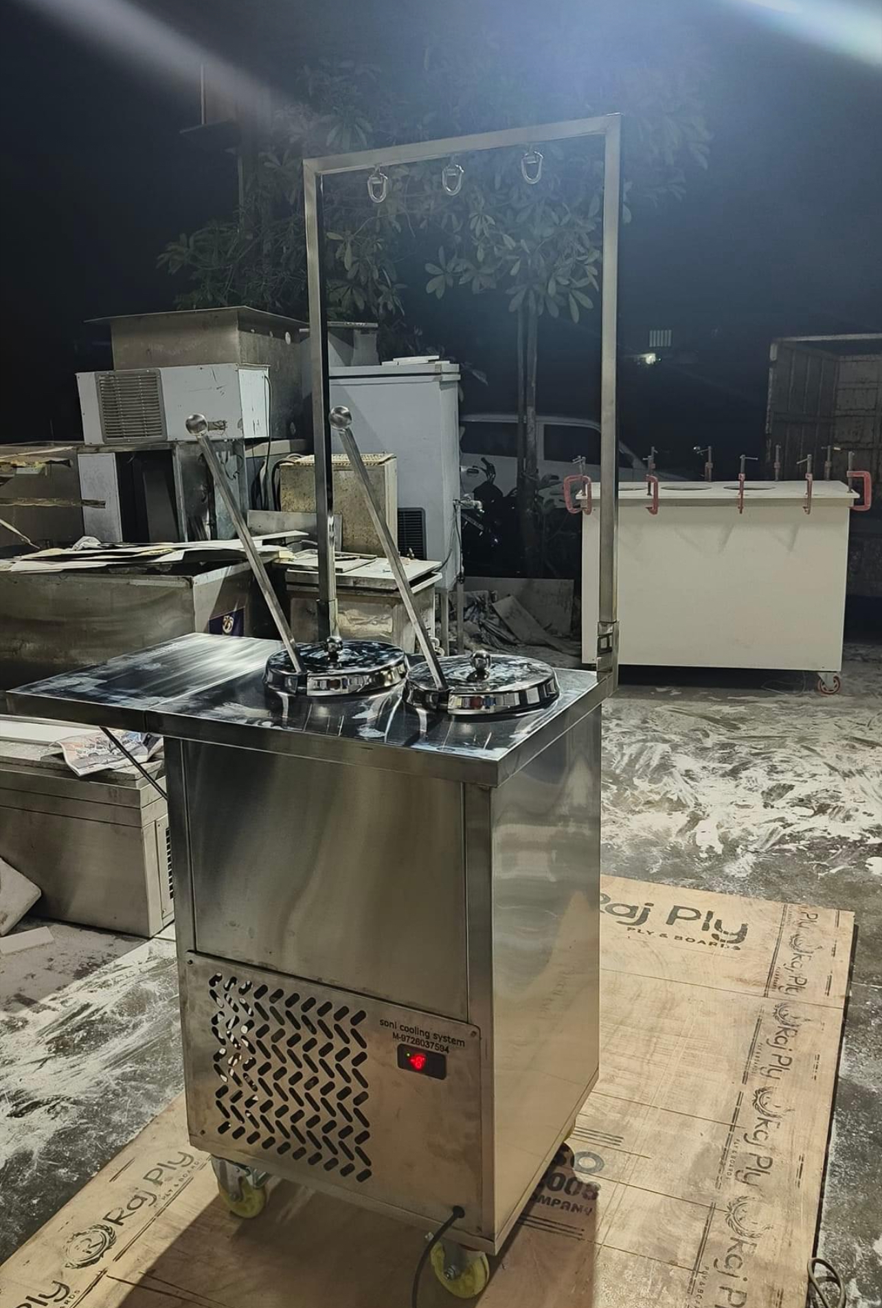 Commercial Turkey Ice Cream Machine | Turkish Dondurma Ice Cream Maker | Stretchy Chewy Ice Cream Making Machine for Restaurants, Cafes & Hotels - Image 3