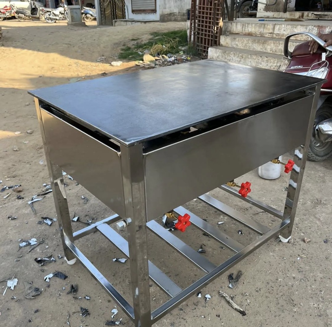 CommercialCommercial Dosa Stove with Stand | Ahmedabad Manufacturer – The Imperial Hospitality | Ahmedabad Manufacturer – The Imperial Hospitality - Image 2